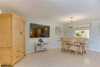385 Palm Dr in Naples, FL - Building Photo - Building Photo