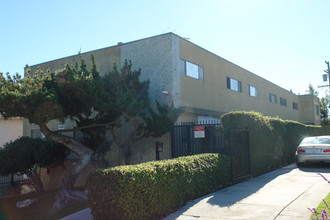 4320 Finley Ave in Los Angeles, CA - Building Photo - Building Photo