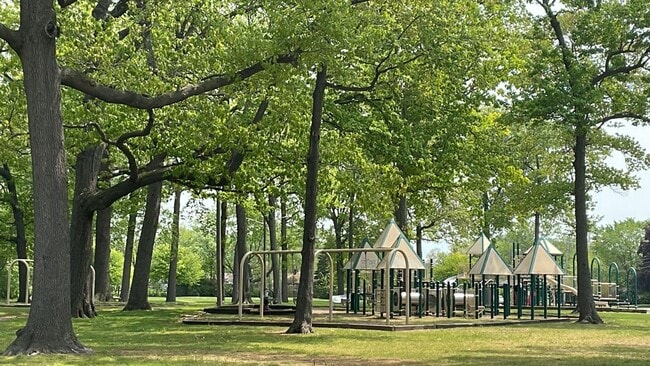21769 Ira Blvd in Warren, MI - Building Photo - Building Photo