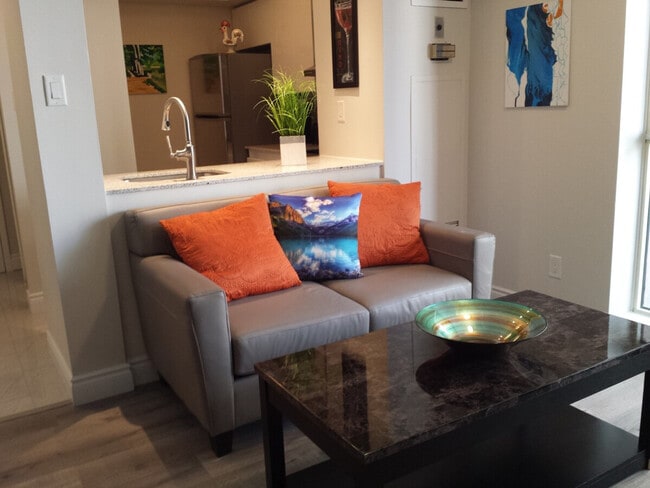 770 Bay St., Unit SI ID1473319P