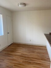 1025 W Boone St in Santa Maria, CA - Building Photo - Building Photo