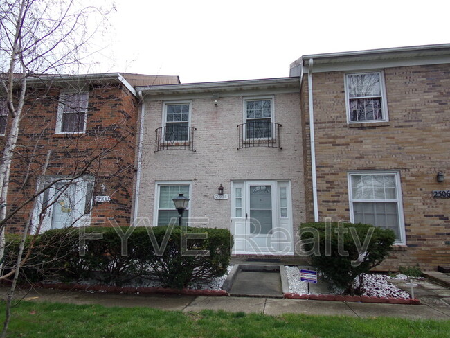 2504 Hardesty Dr S in Columbus, OH - Foto de edificio - Building Photo