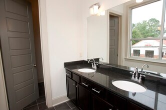 2005 S Milledge Ave in Athens, GA - Building Photo - Building Photo