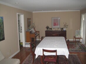 1526 Rainier Falls Dr NE in Atlanta, GA - Building Photo - Building Photo