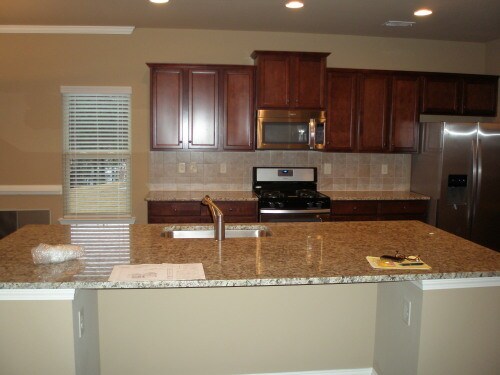 3525 Fallen Oak Ln in Buford, GA - Building Photo - Building Photo