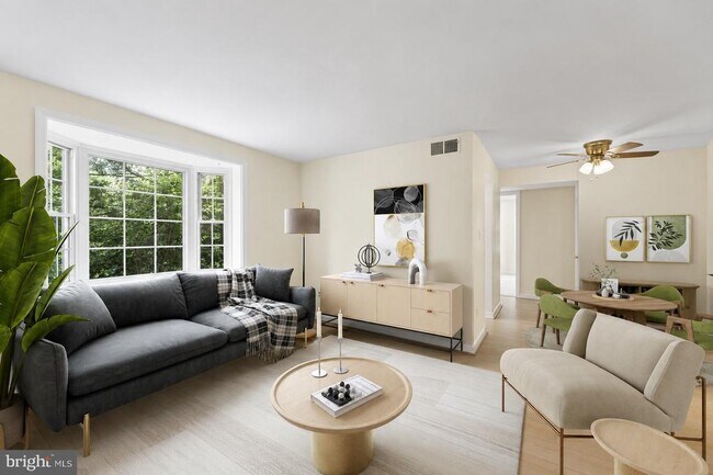 property at 820 S Arlington Mill Dr