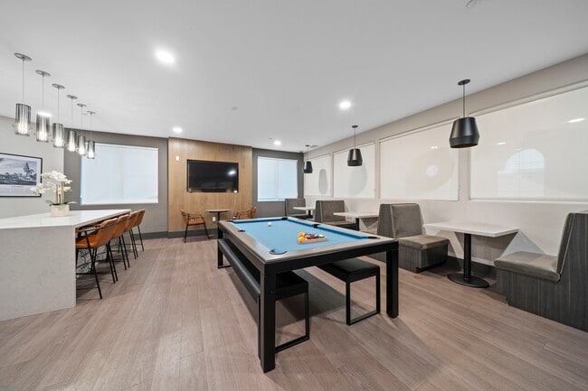 3957 30th St, Unit 320 in San Diego, CA - Building Photo - Building Photo