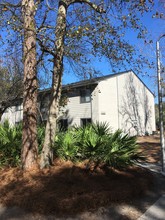 Treetop Apartments in Hinesville, GA - Foto de edificio - Building Photo