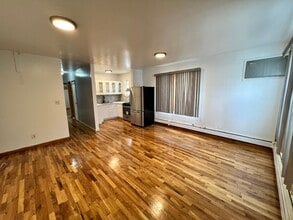 140-11 169th St in Queens, NY - Building Photo - Building Photo