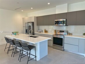 807 SE 14th St in Fort Lauderdale, FL - Building Photo - Building Photo