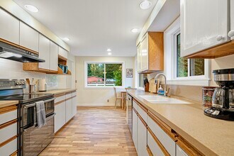 11641 204th Ave NE in Redmond, WA - Building Photo - Building Photo