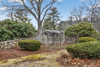 A 11 Scotty Hollow Dr in Chelmsford, MA - Building Photo - Building Photo