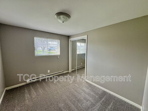 1443-1467 Catherine St in Ottawa, IL - Building Photo - Building Photo