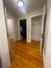 239 Elm St in Bennington, VT - Building Photo - Building Photo