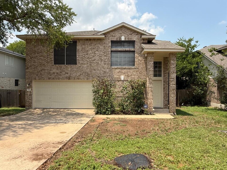 1464 David Curry Dr in Round Rock, TX - Building Photo