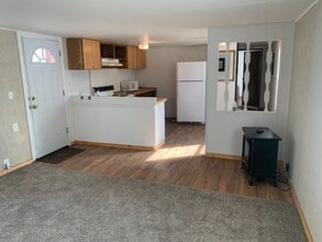 6269 WA-291 in Nine Mile Falls, WA - Building Photo - Building Photo