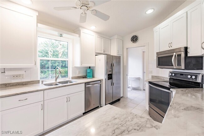 5060 Ventura Ct in Naples, FL - Building Photo - Building Photo
