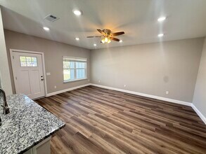 6635 Water St in Navarre, FL - Building Photo - Building Photo