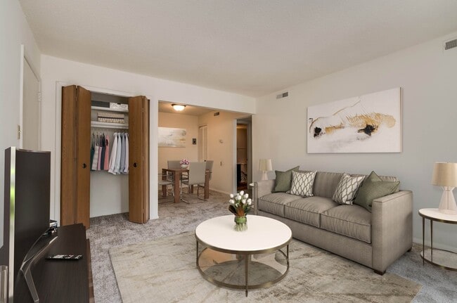 Lake in the Pines in Fayetteville, NC - Building Photo - Building Photo