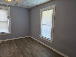 200 Tesh St in Mount Airy, NC - Building Photo - Building Photo