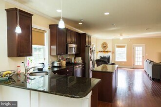 415 Dearnley St in Philadelphia, PA - Building Photo - Building Photo