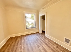 1010 Bush St in San Francisco, CA - Building Photo - Building Photo