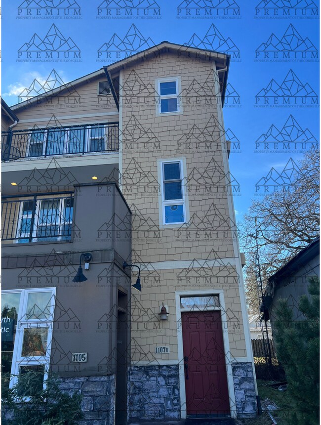 1105 Wilson St in Hood River, OR - Building Photo - Building Photo