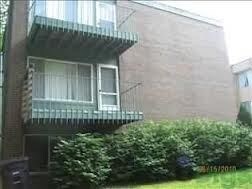933 Dewey Ave, Unit 1 in Ann Arbor, MI - Foto de edificio