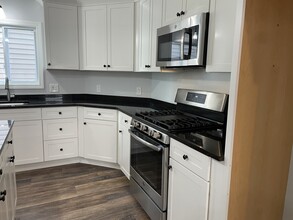 10 John St, Unit 1 in Chelsea, MA - Foto de edificio - Building Photo