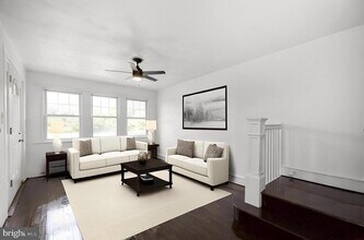 337 Stuart Ave in Downingtown, PA - Foto de edificio - Building Photo