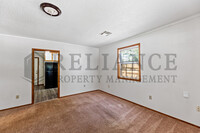 521 Leonine S St in Wichita, KS - Building Photo - Building Photo