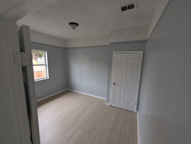 1316 Holmes Ave in Tampa, FL - Building Photo - Building Photo