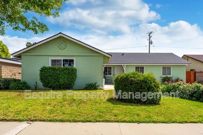 1272 Milligan Dr in Camarillo, CA - Building Photo - Building Photo