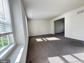 377 Minck Ave in Berlin Township, NJ - Building Photo - Building Photo