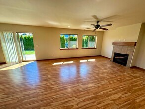 5837 Pioneer Ridge Pl in Ferndale, WA - Building Photo - Building Photo