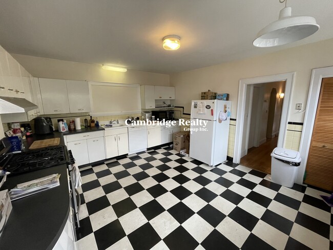 257 Broadway, Unit A