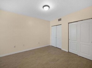 138 SW Peacock Blvd, Unit 20-102 in Port St. Lucie, FL - Building Photo - Building Photo