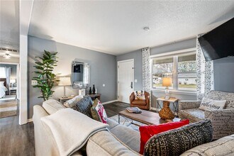 110 SE 13th St in Bentonville, AR - Building Photo - Building Photo