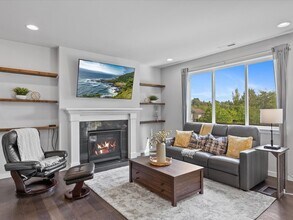 10224 25th Pl SE in Lake Stevens, WA - Building Photo - Building Photo