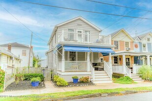 82 Franklin Ave in Ocean Grove, NJ - Building Photo