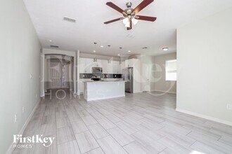 878 Marisa Ln in Kissimmee, FL - Building Photo - Building Photo
