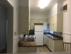 401 W 6th St, Unit Apt 2 in Erie, PA - Building Photo - Building Photo