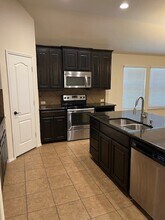 11916 Bellegrove Rd in Burleson, TX - Building Photo - Building Photo