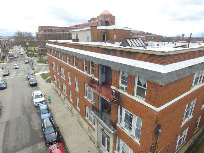 260 Gross St in Pittsburgh, PA - Building Photo - Building Photo