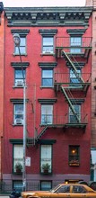 226 E Tenth St in New York, NY - Building Photo - Other