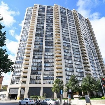 property at 3930 N Pine Grove Ave