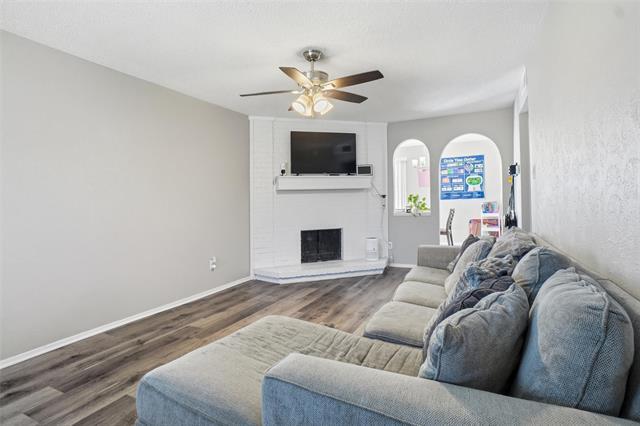 5544 Dunson Dr in Haltom City, TX - Building Photo - Building Photo