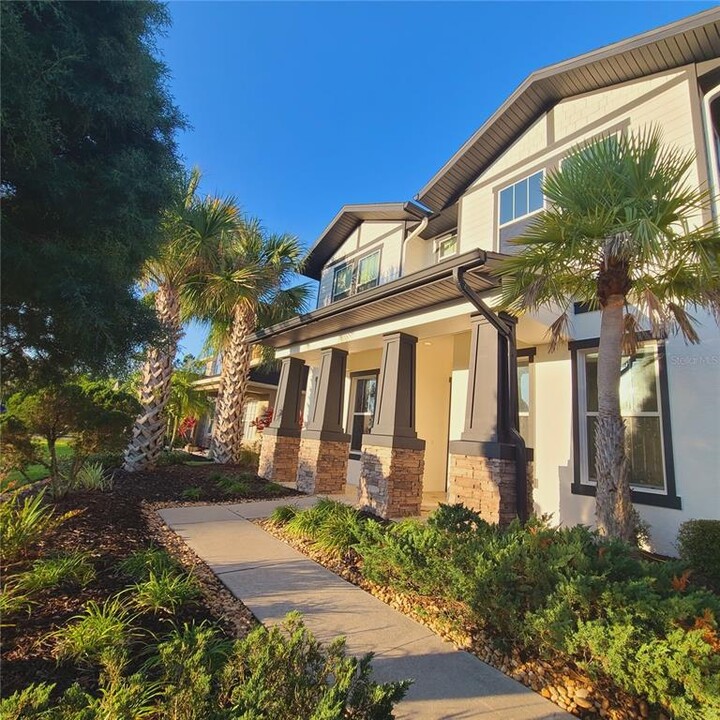 4513 Pointe O Woods Dr in Wesley Chapel, FL - Building Photo