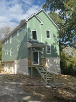 1030 Oakland Ave in Kansas City, KS - Building Photo