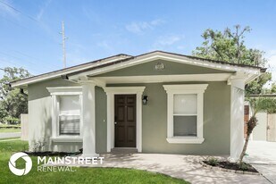 505 E Palmetto Ave in Longwood, FL - Building Photo